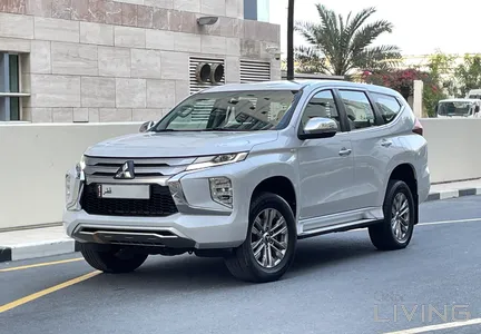 Mitsubishi Montero Sport  2020